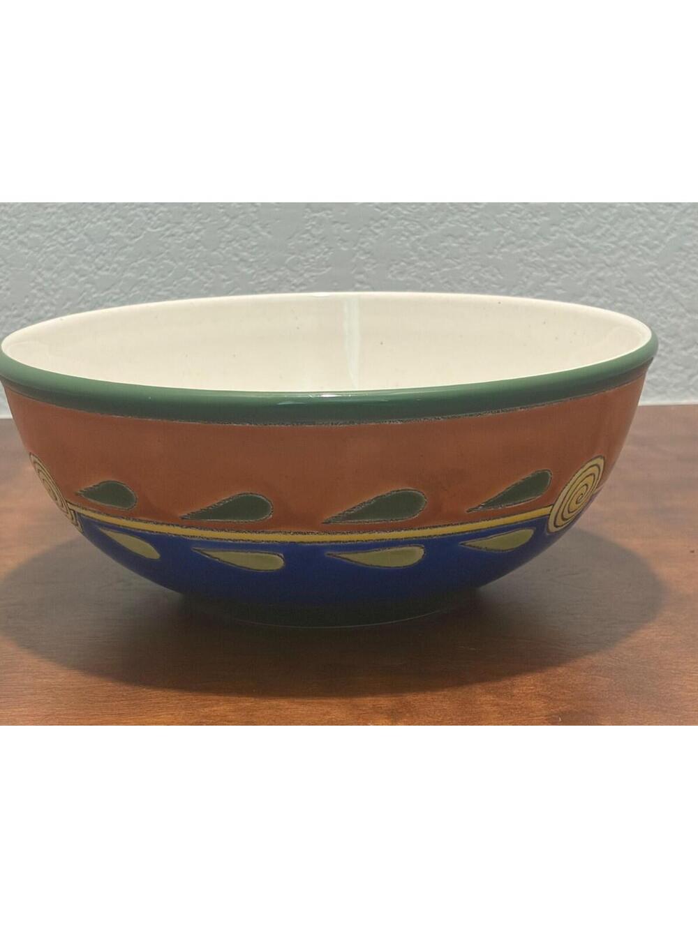 Artesa Ecuador Pottery Hand Painted Windflower Serving bowl 11.5"